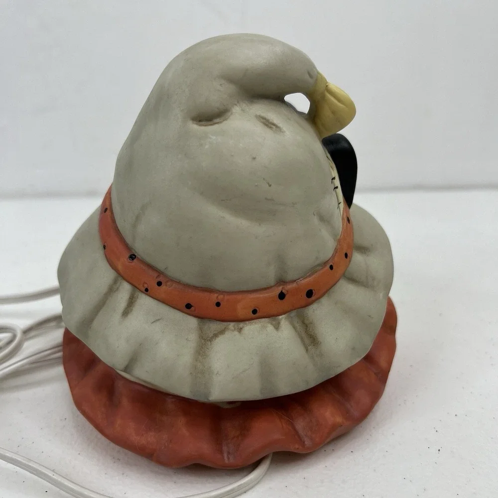 Unbranded material ceramic